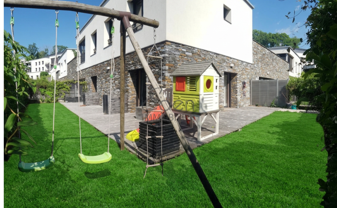 DIVONNE-LES-BAINS   Superbe villa contemporaine à deux pas d
